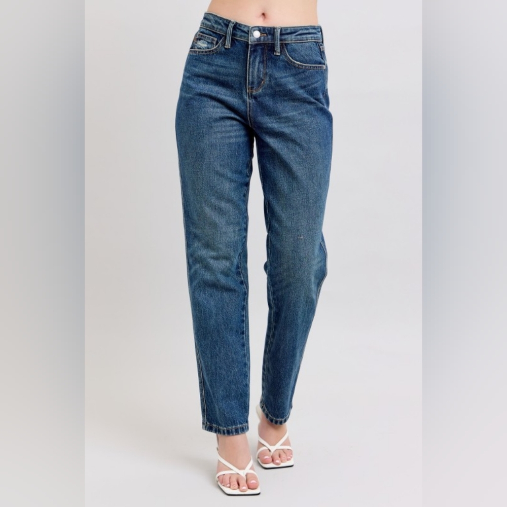 Judy Blue Rigid Magic High-Rise Tummy Jeans Straight Leg Relaxed Fit Denim Pants - Picture 4 of 14